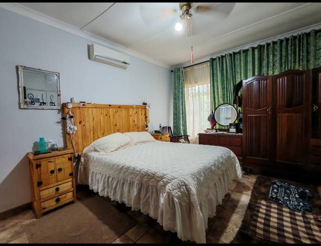 3 BEDROOM HOUSE FOR SALE IN THREE RIVERS